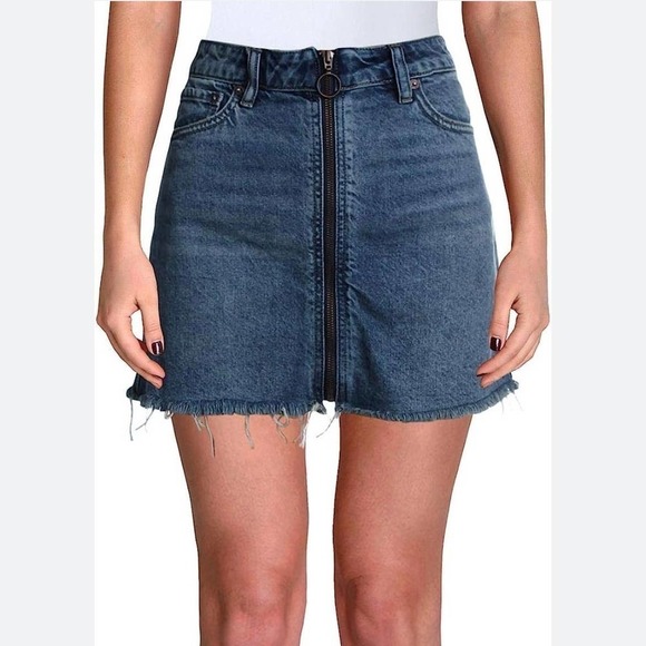 We The Free Womens Denim Frayed Hem Mini Skirt Size 28 - Picture 1 of 6